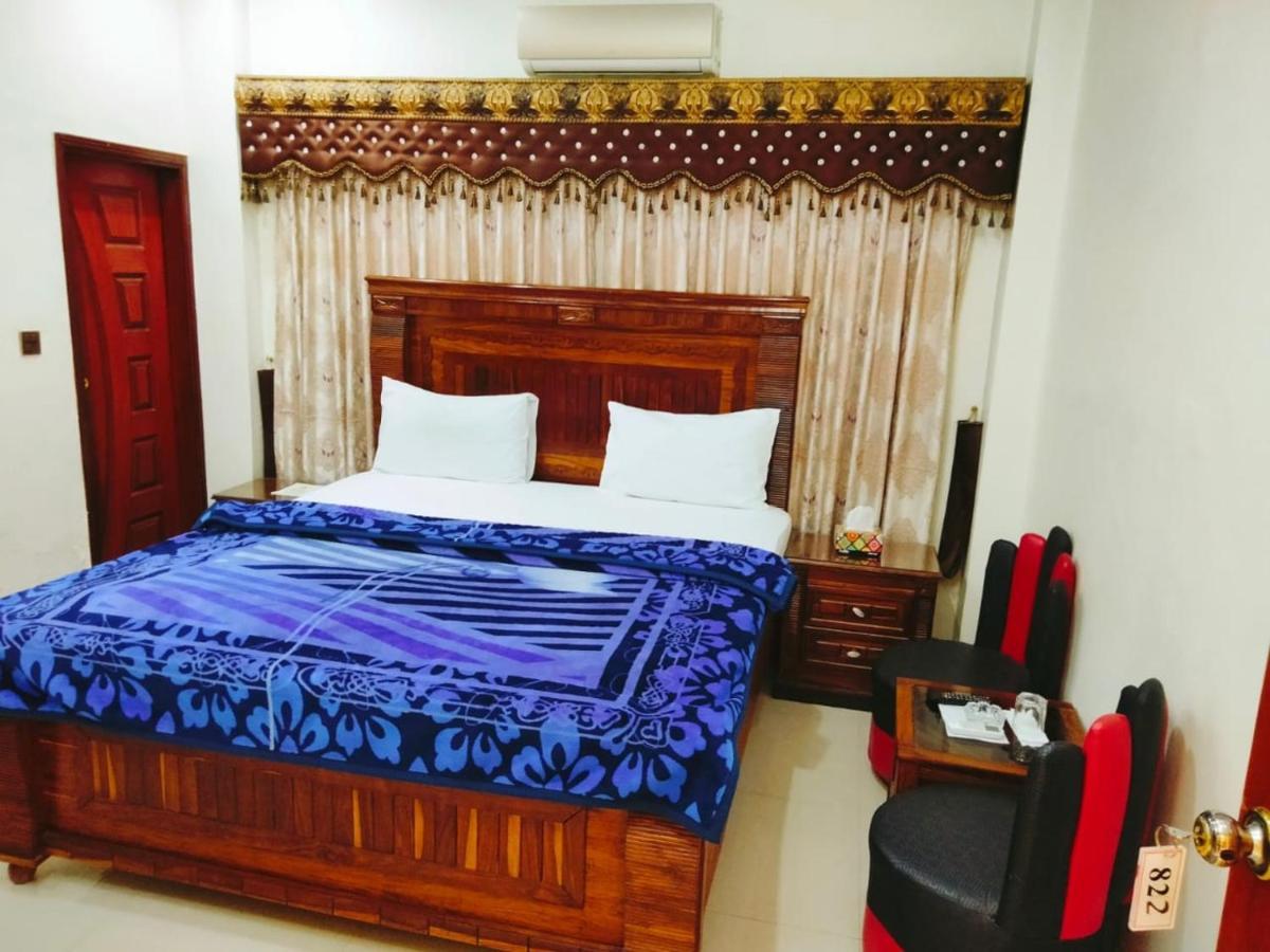 New Royal Residency Pechs Otel Karaçi Dış mekan fotoğraf